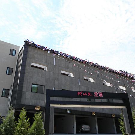 Drive In Hotel Tiamo Pocheon Zewnętrze zdjęcie