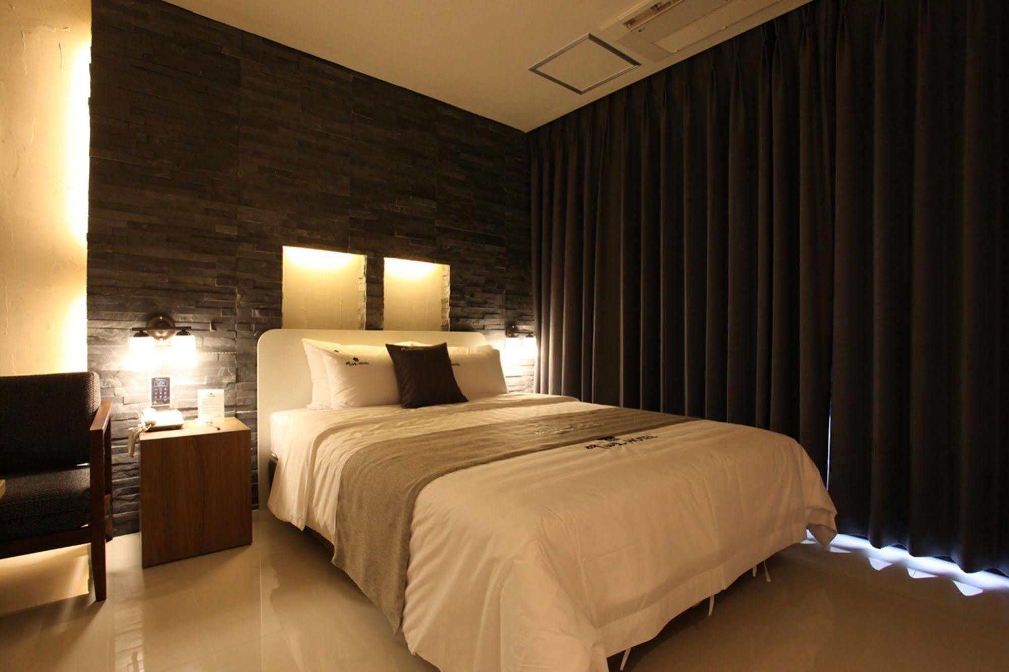 Drive In Hotel Tiamo Pocheon Zewnętrze zdjęcie